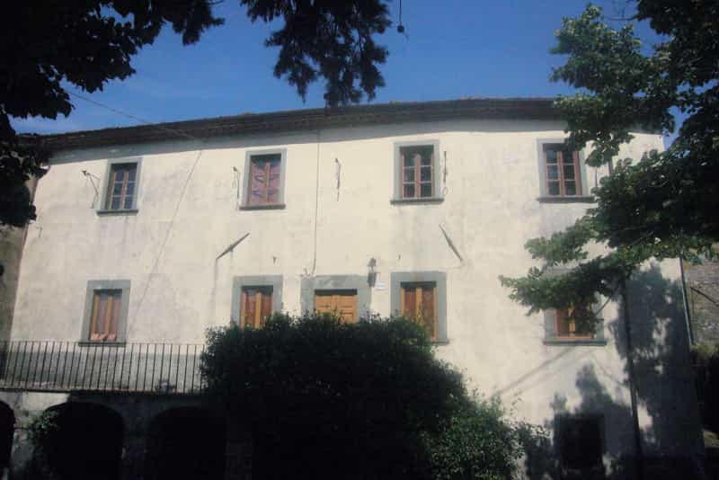 Dom w Bagni di Lucca, Toskania 10094713