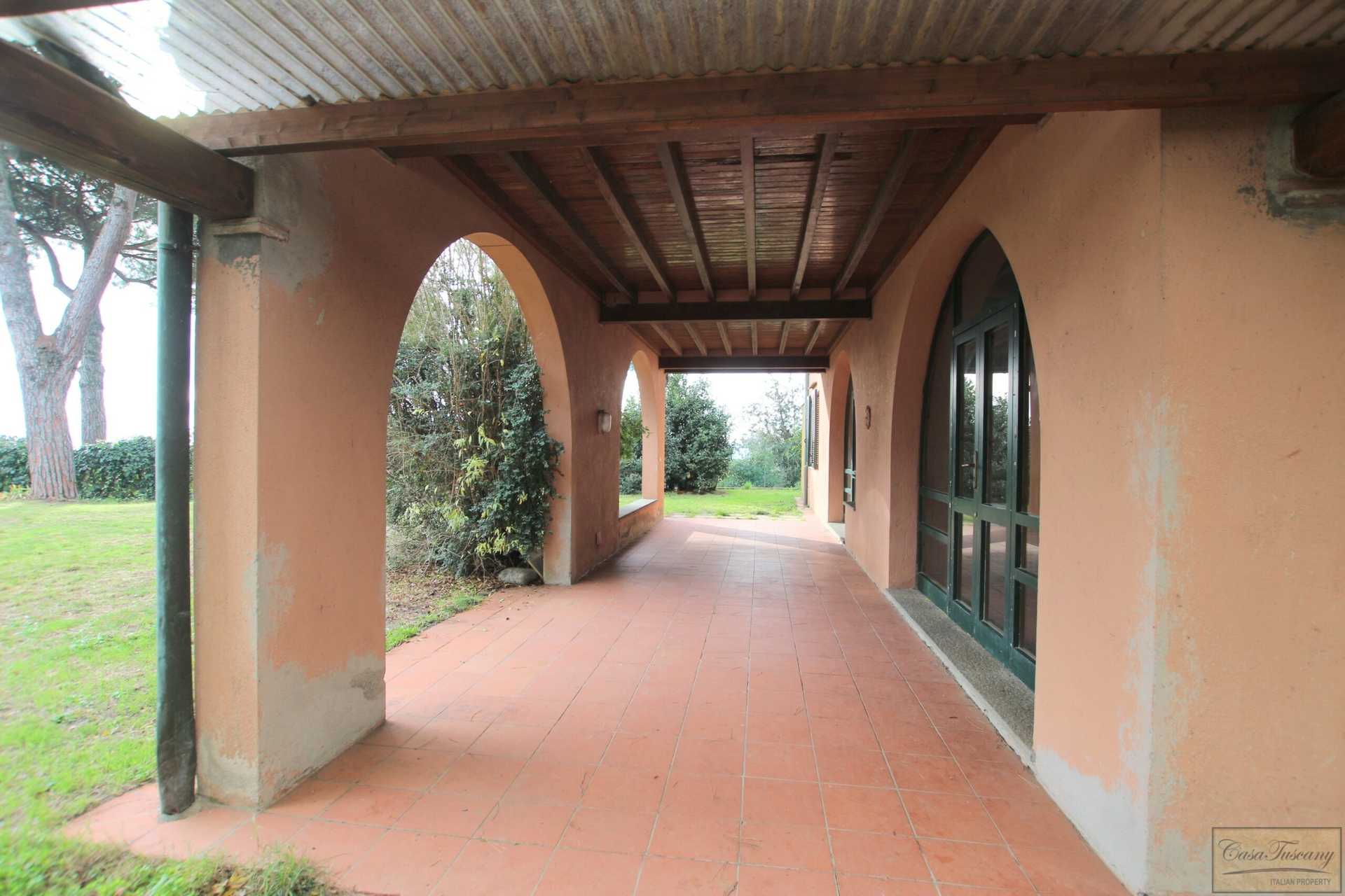 casa en Treggiaia, Tuscany 10094768