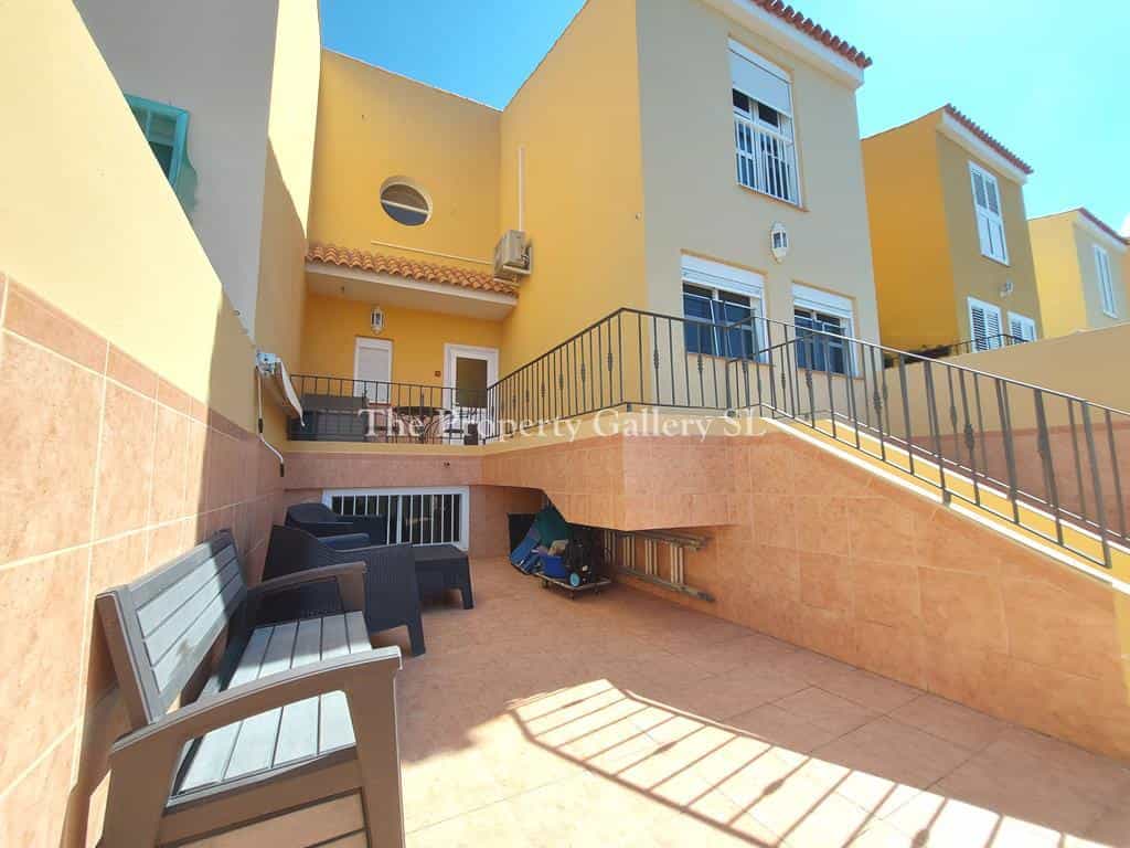 House in Guia de Isora, Canary Islands 10094787
