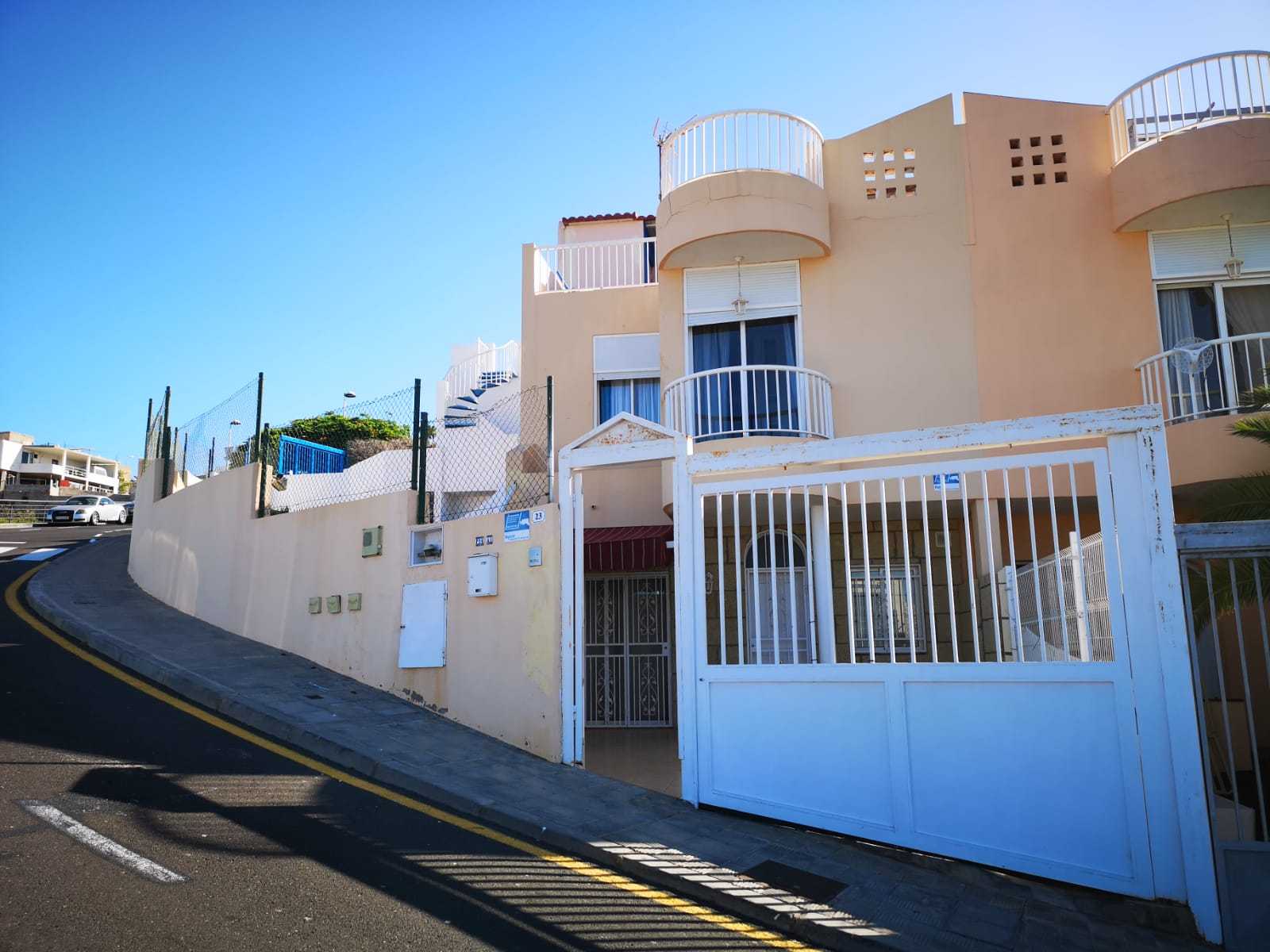 房子 在 Adeje, Tenerife 10094849