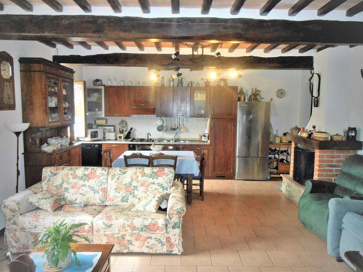 Talo sisään Bagni Di Lucca, Tuscany 10094901