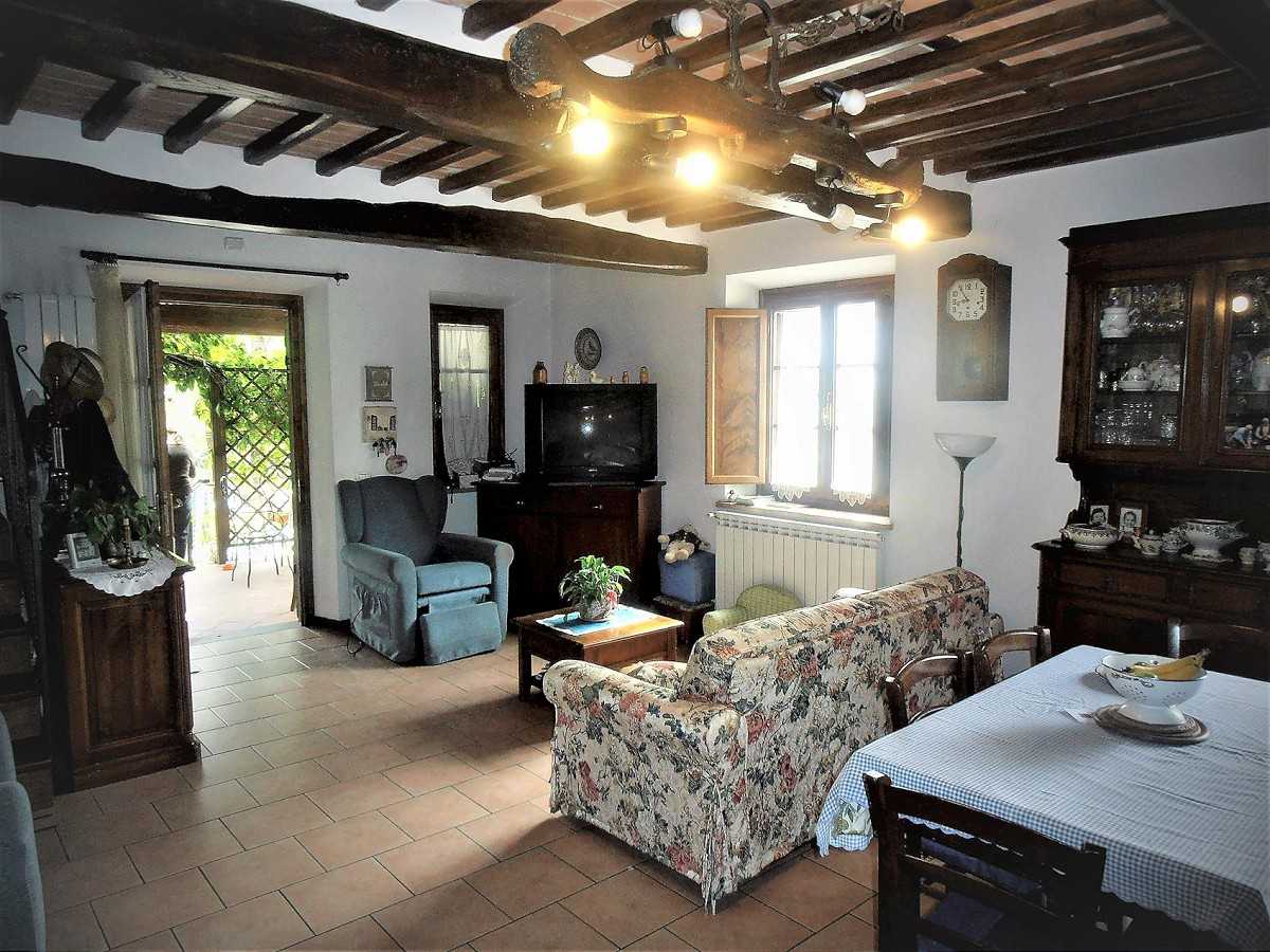 بيت في Bagni Di Lucca, Tuscany 10094901