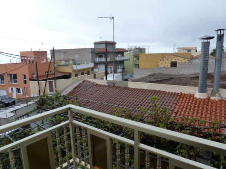 房子 在 Guia de Isora, Tenerife 10094924