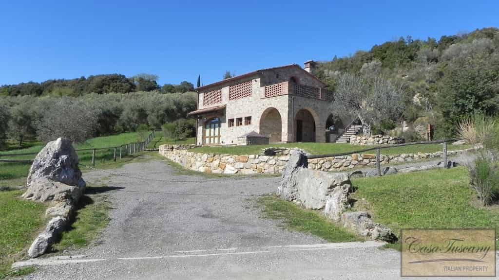 House in San Gimignano, Tuscany 10094931