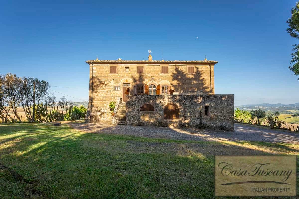 House in Volterra, Tuscany 10094937