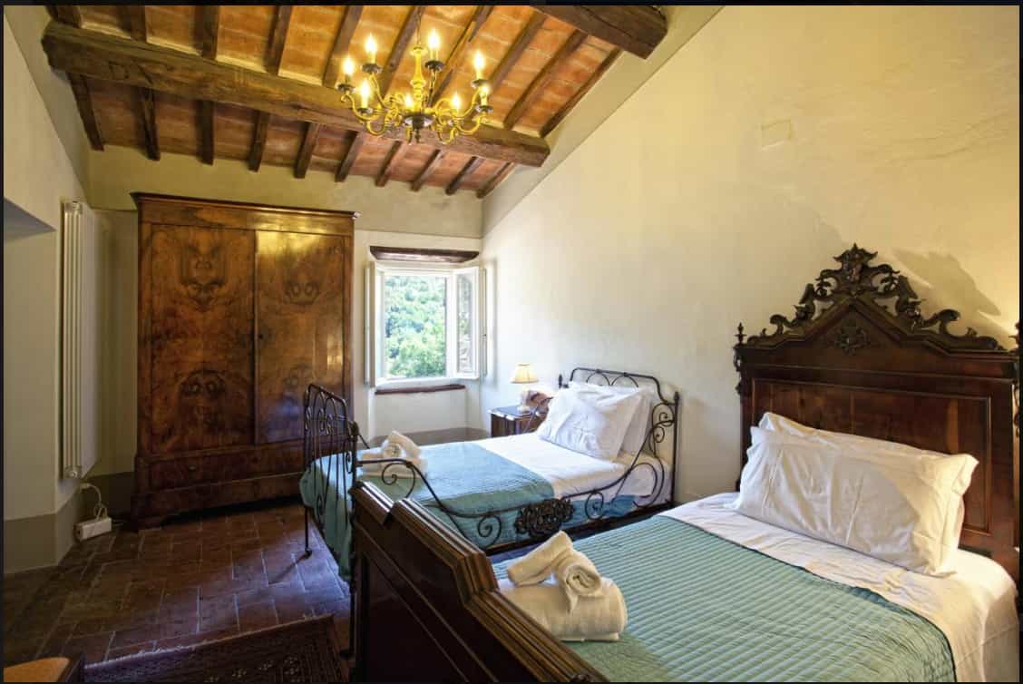 Dom w Cortona, Tuscany 10094941