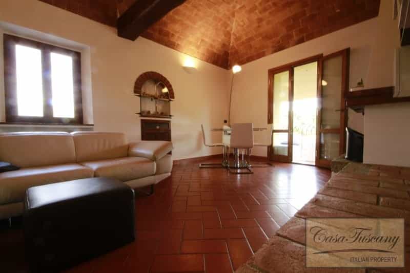 Квартира в Вольтерра, Тоскана 10094959