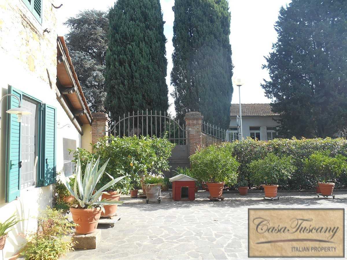 房子 在 Tassignano, Tuscany 10095002