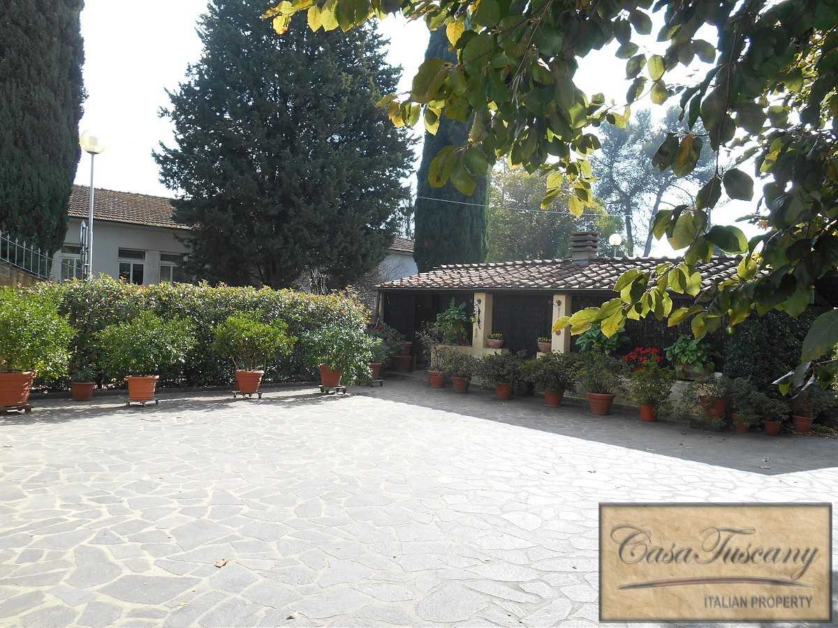 房子 在 Tassignano, Tuscany 10095002