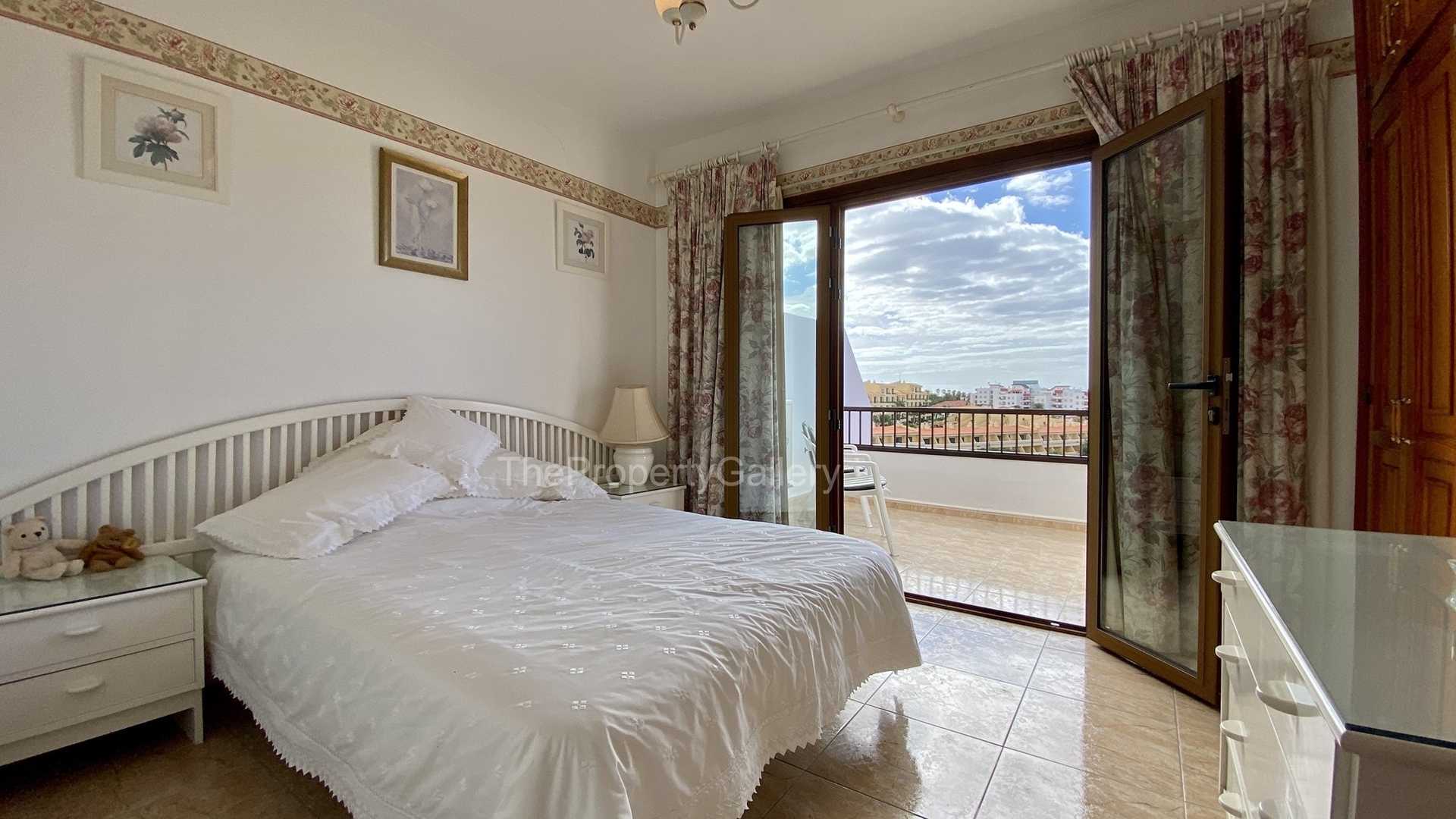 房子 在 Costa Adeje, Tenerife 10095006