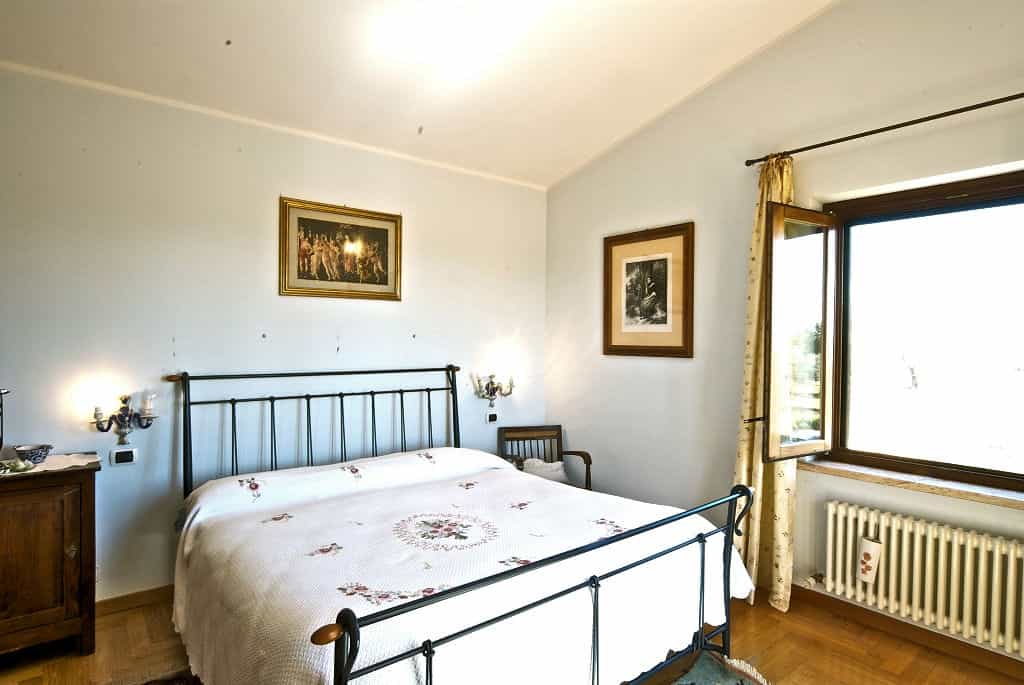 casa no Pitigliano, Tuscany 10095010