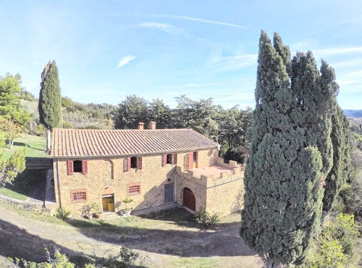 Dom w Pomarance, Tuscany 10095021