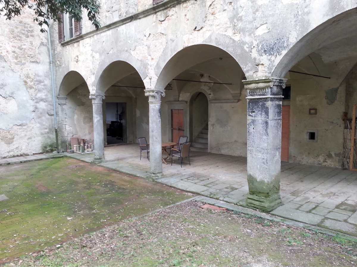 Rumah di Rignano sull'Arno, Toskana 10095121