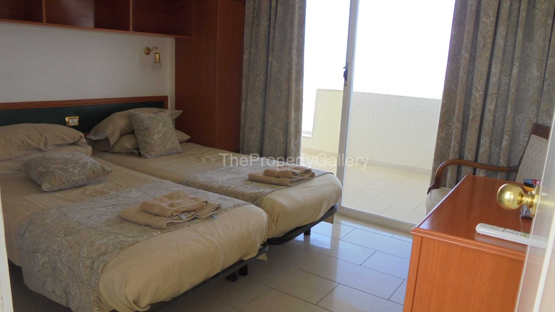 Condominium in Arona, Tenerife 10095134