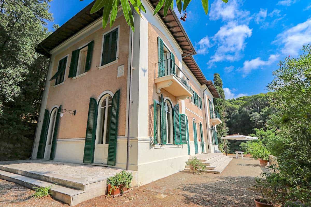 rumah dalam Quercianella, Tuscany 10095153
