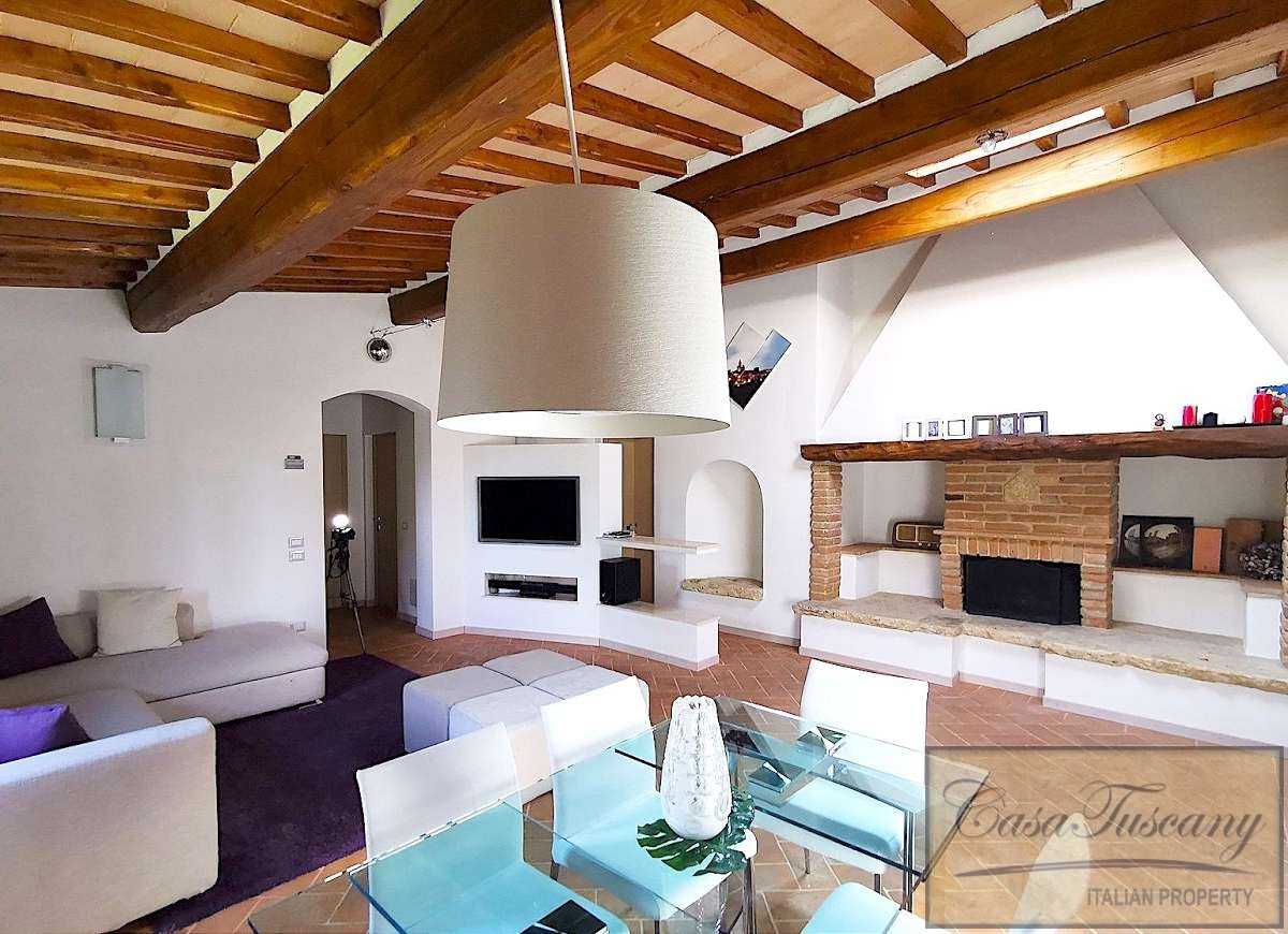 Condominium in San Gimignano, Tuscany 10095170