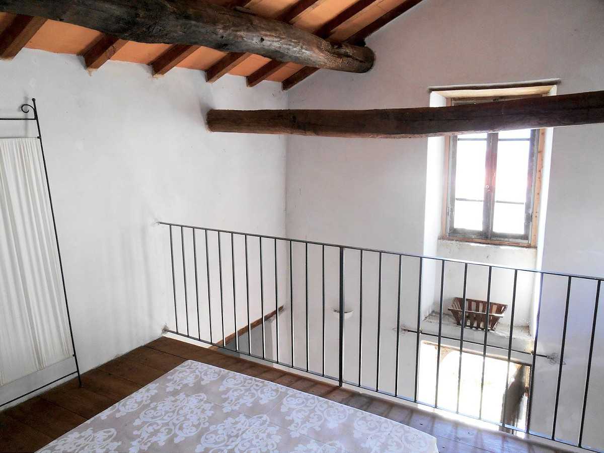 жилой дом в Баньи-ди-Лукка, Тоскана 10095173
