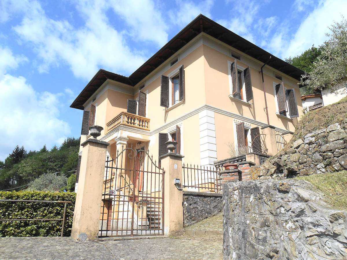 Hus i Barga, Toscana 10095181