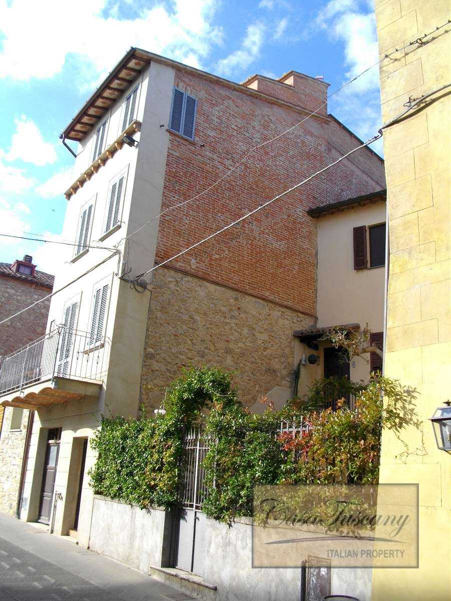 房子 在 Castiglione Del Lago, Umbria 10095184