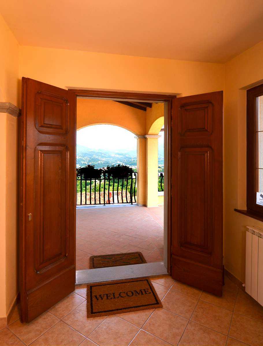 House in Castiglione Di Garfagnana, Tuscany 10095186