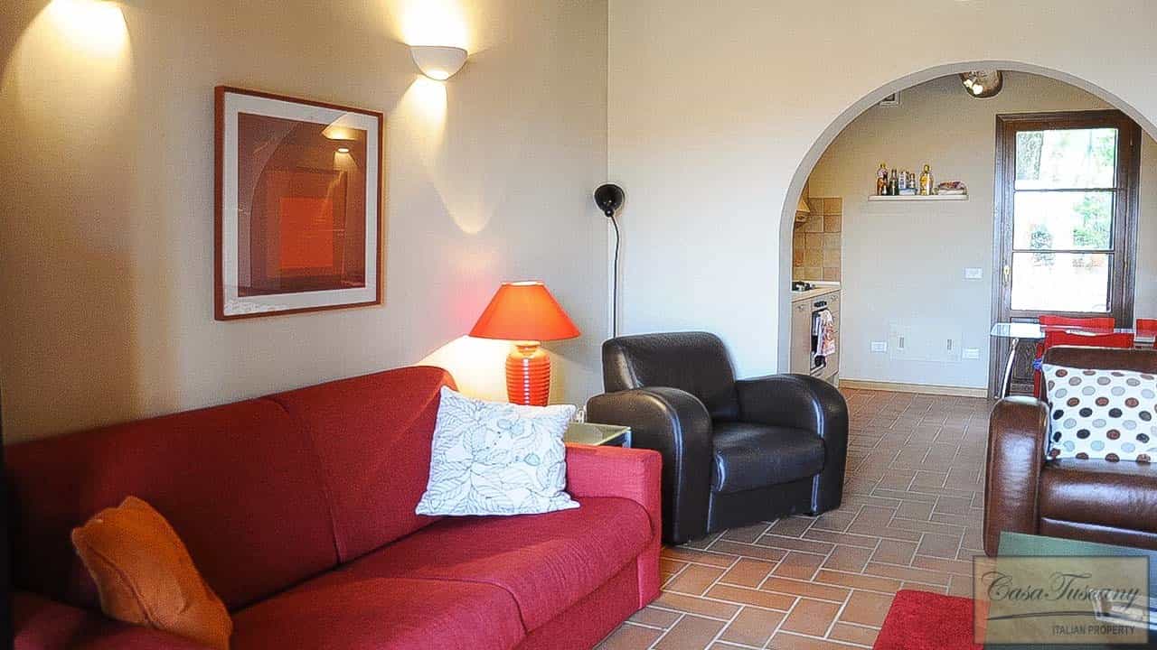 Rumah di Orciatico, Tuscany 10095188