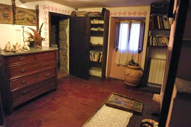 بيت في Fabbriche Di Vallico, Tuscany 10095193
