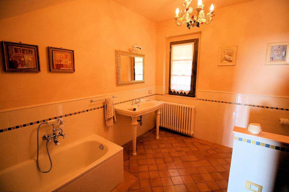 σπίτι σε Loro Ciuffenna, Tuscany 10095207