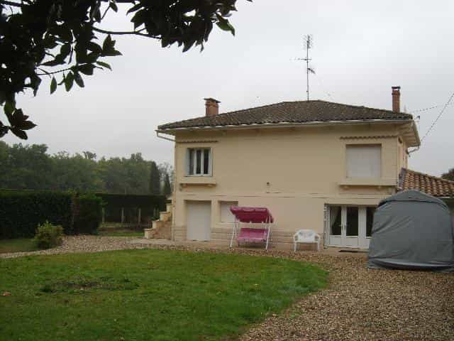 Hus i Miramont-de-Guyenne, Nouvelle-Aquitaine 10095306