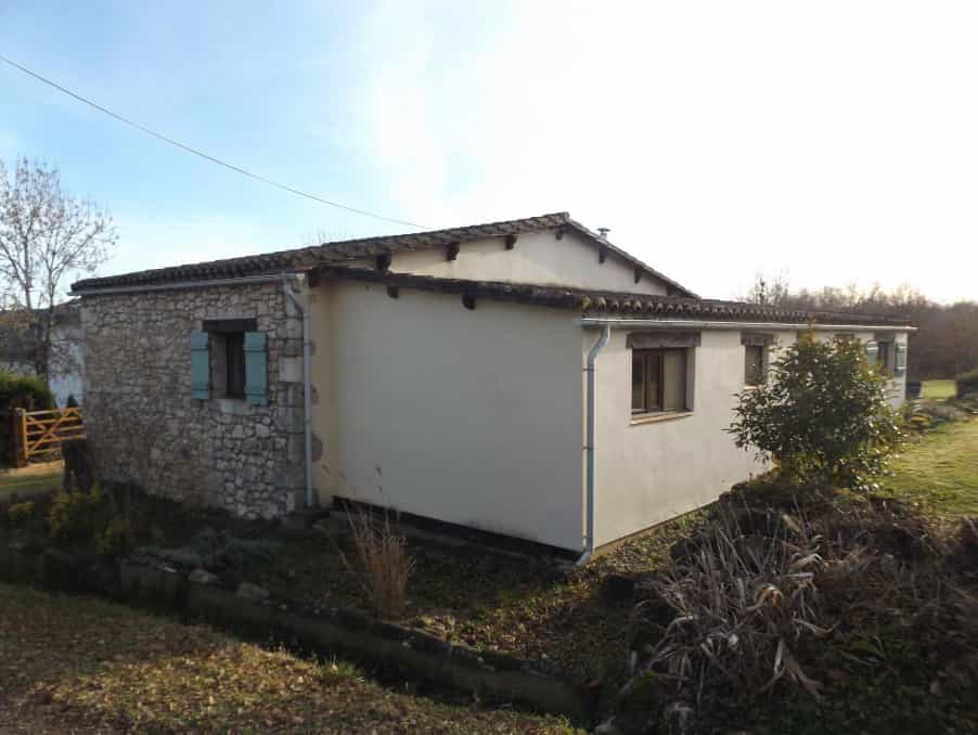 بيت في Bardou, Nouvelle-Aquitaine 10095352