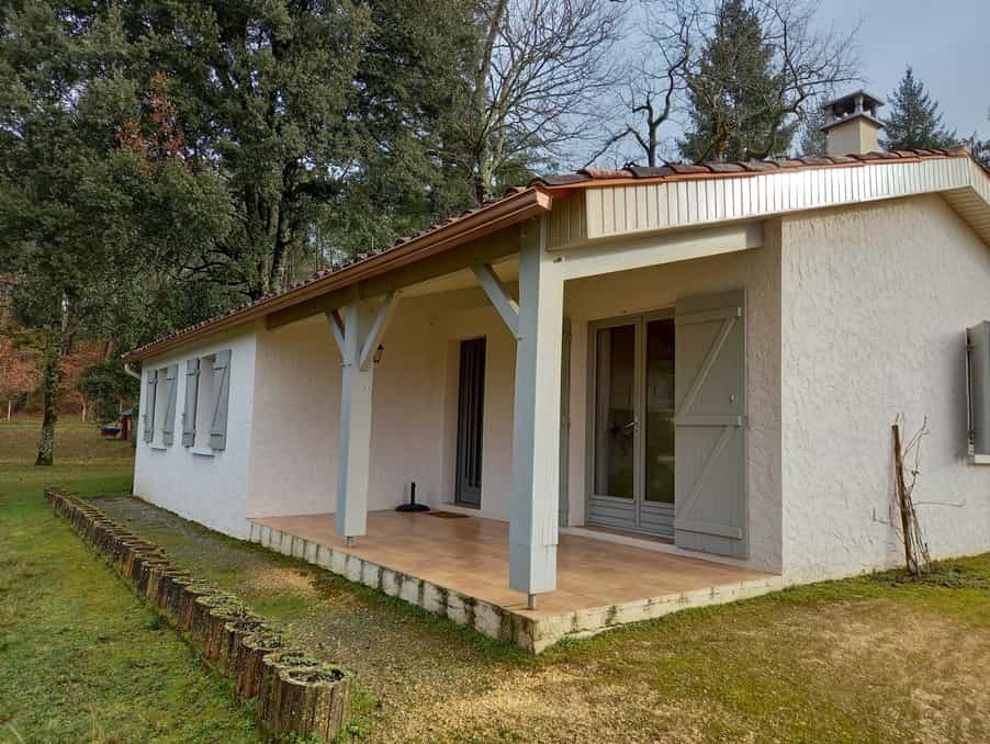 House in Lacapelle Biron, Nouvelle-Aquitaine 10095518