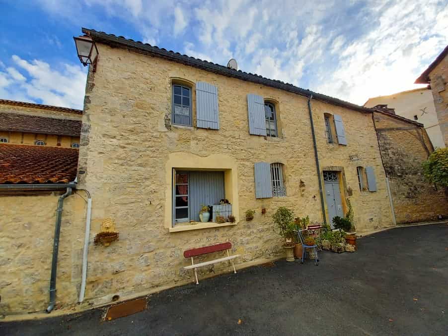 House in Issigeac, Nouvelle-Aquitaine 10095549