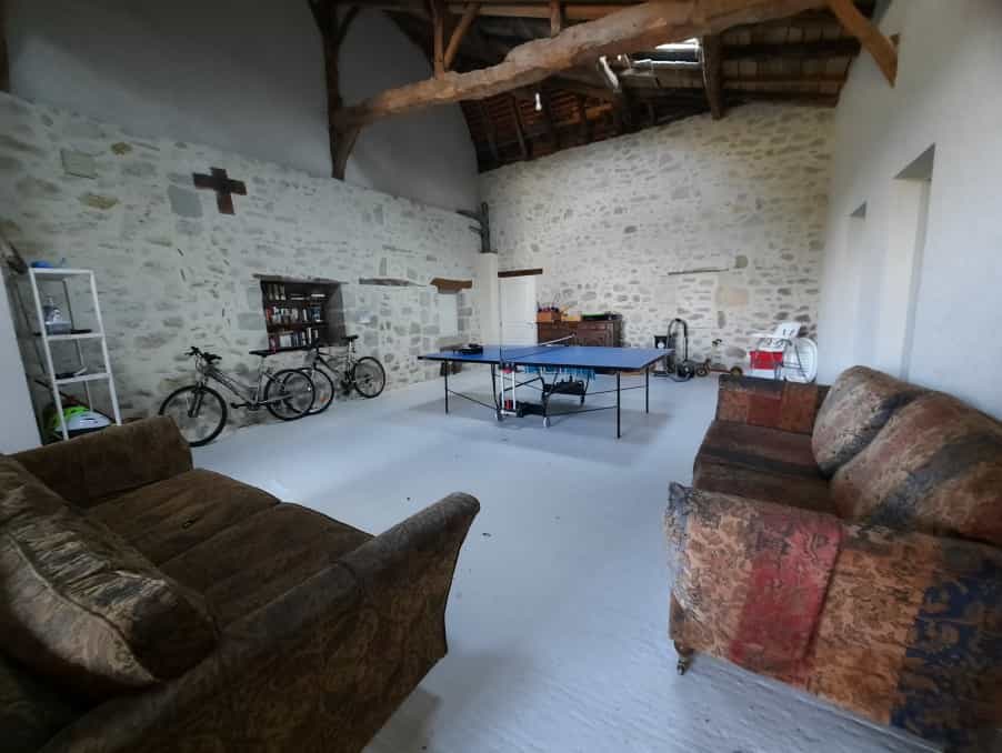 بيت في Levignac De Guyenne, Nouvelle-Aquitaine 10095610
