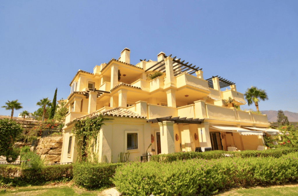 Condominium in Casares, Andalusia 10095929