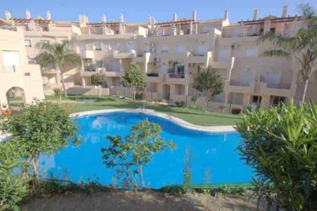 Condomínio no Castelo de Sabinillas, Andaluzia 10096024