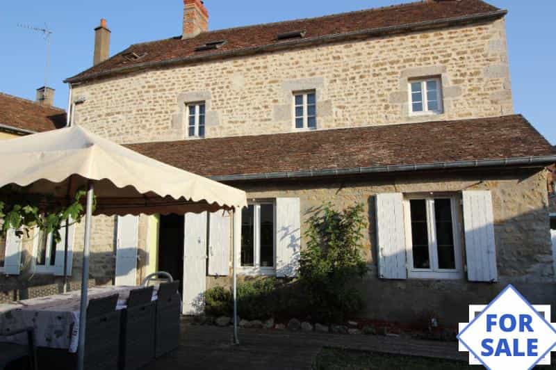 House in Alencon, Normandie 10096421