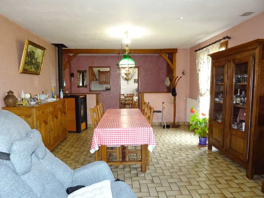 casa no Saint-Clement-Rancoudray, Basse-Normandie 10096443