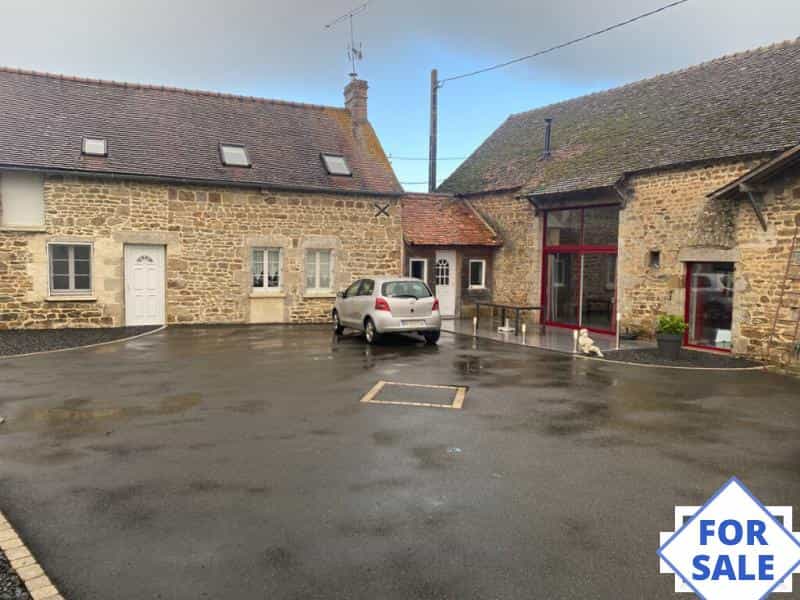 Haus im Saint-Ceneri-le-Gerei, Normandie 10096516