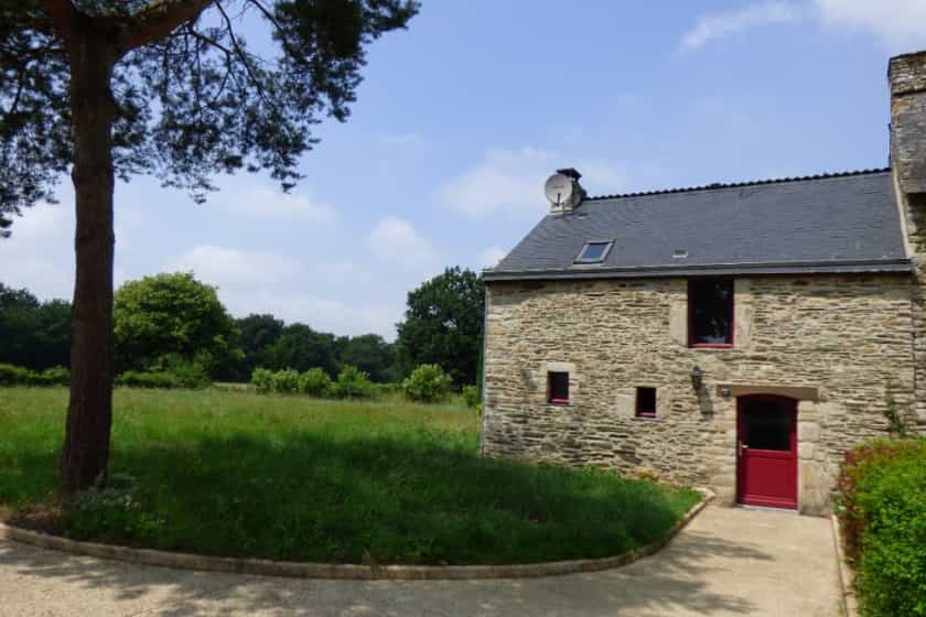 Rumah di Lizio, Bretagne 10096558