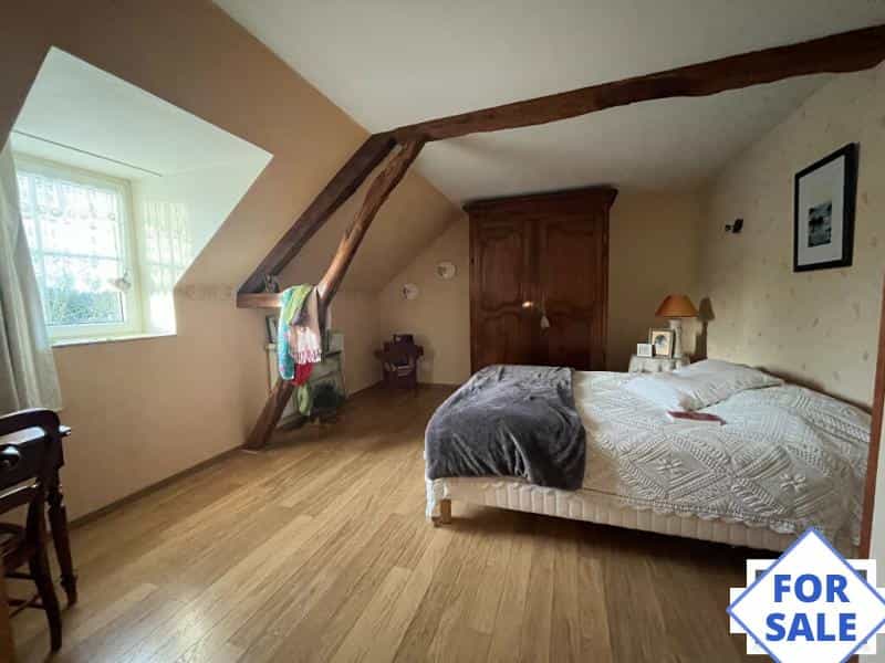 жилой дом в Saint-Germain-du-Corbeis, Basse-Normandie 10096570