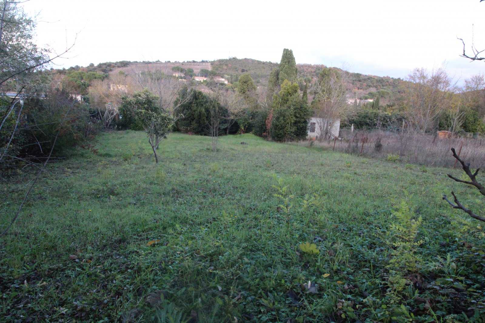 Land i Pieusse, Occitanie 10096586