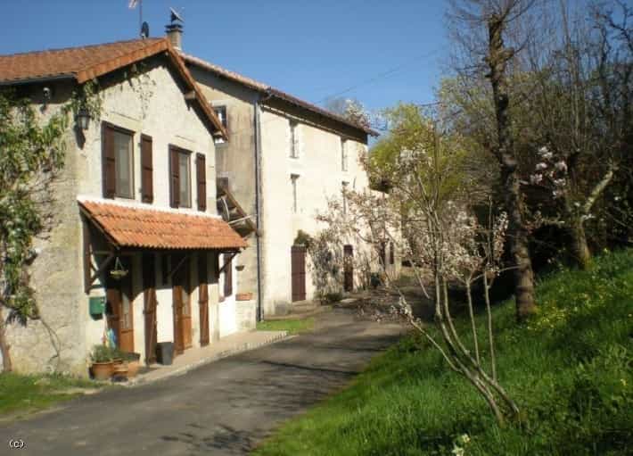 Lain di Nanteuil-en-Vallee, Poitou-Charentes 10096773