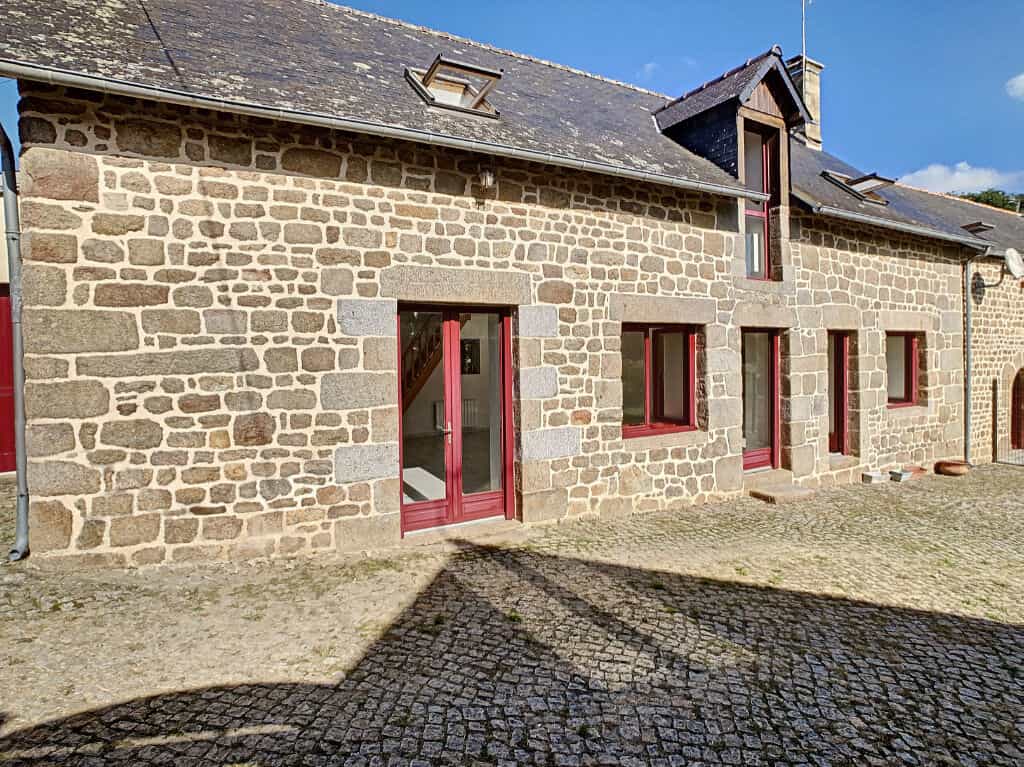 房子 在 Louvigne-du-Desert, Bretagne 10096795