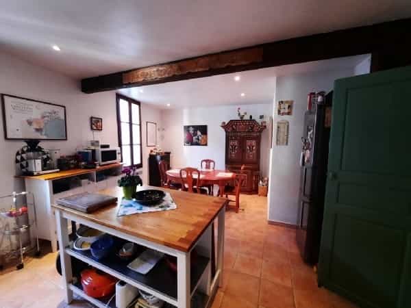 بيت في Pouzolles, Languedoc-Roussillon 10096834