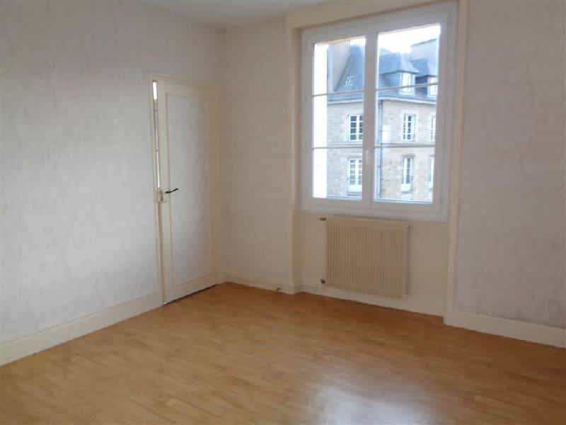 公寓 在 Fougeres, Bretagne 10096855