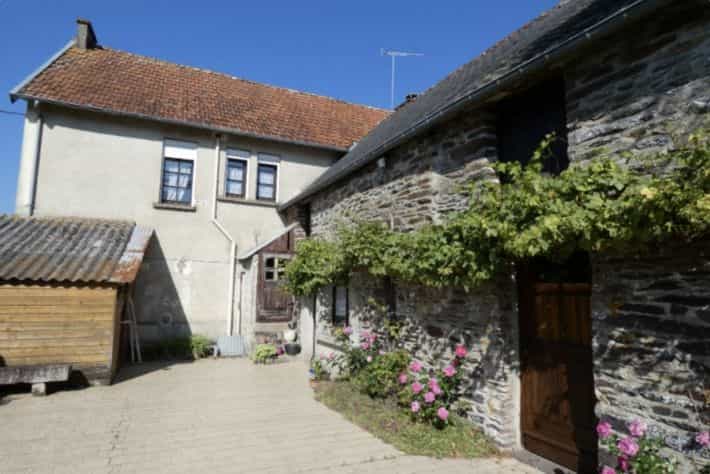 Rumah di Guer, Bretagne 10096885