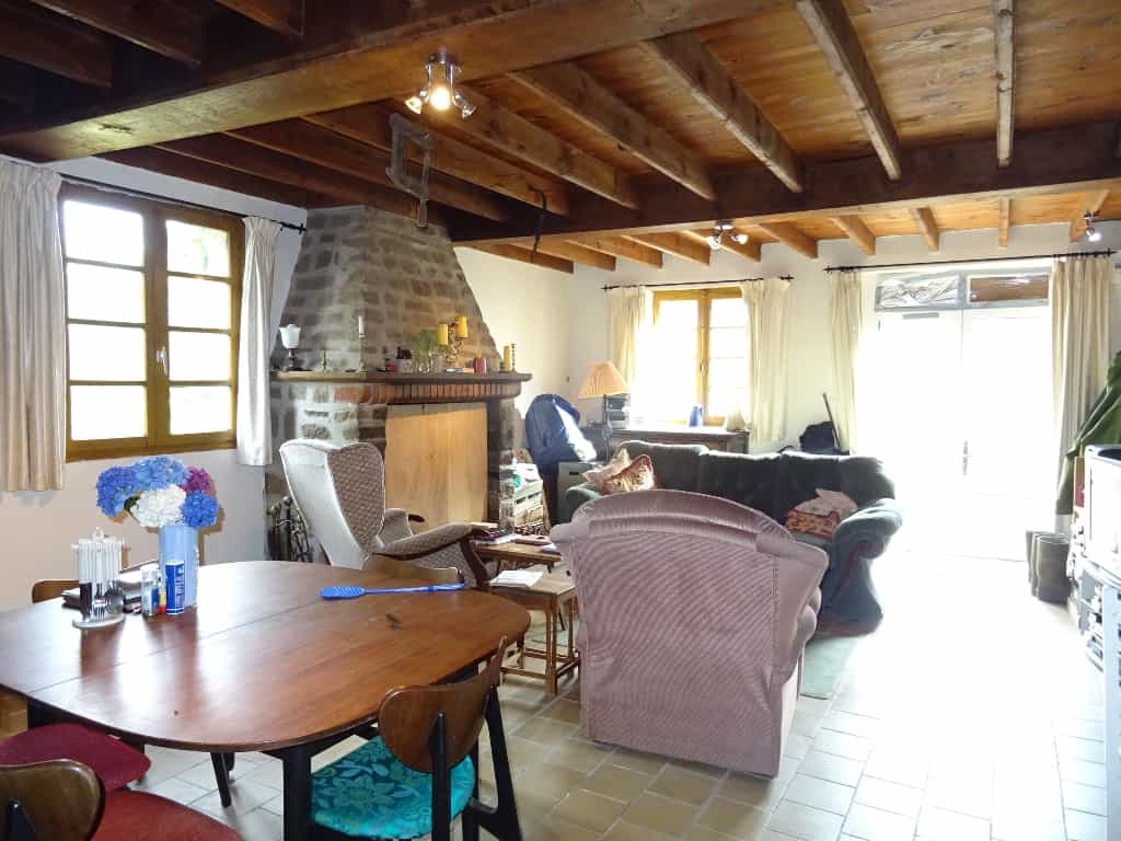 Hus i Saint-Clement-Rancoudray, Basse-Normandie 10096900