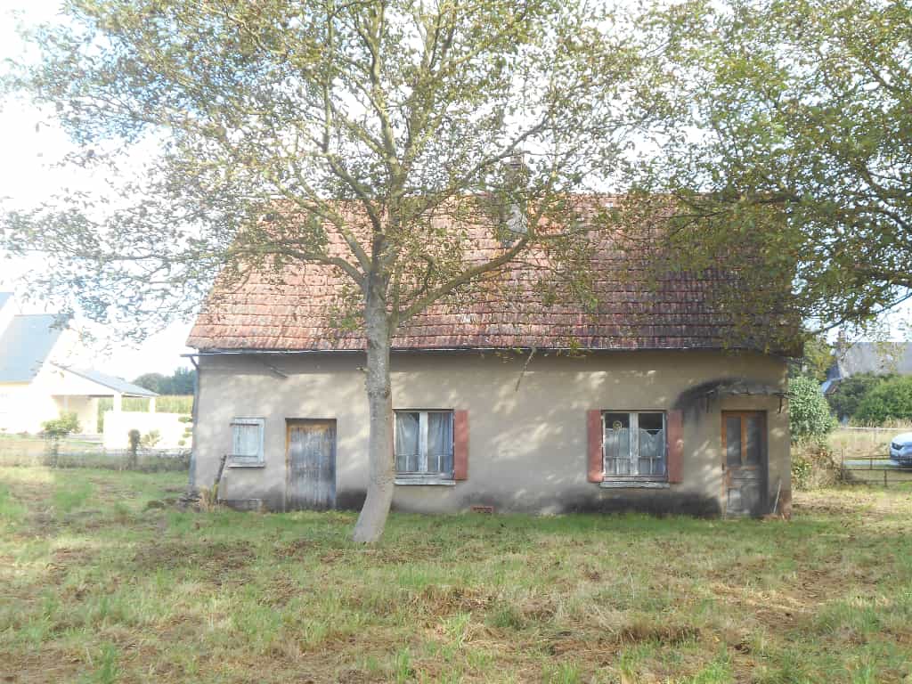 Dom w Isigny-le-Buat, Normandia 10096962