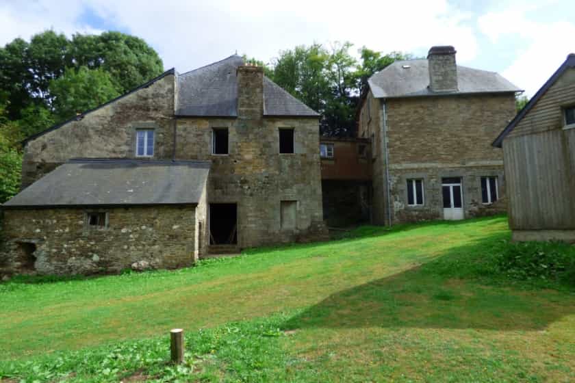 Rumah di La Trinite-Porhoet, Bretagne 10097048