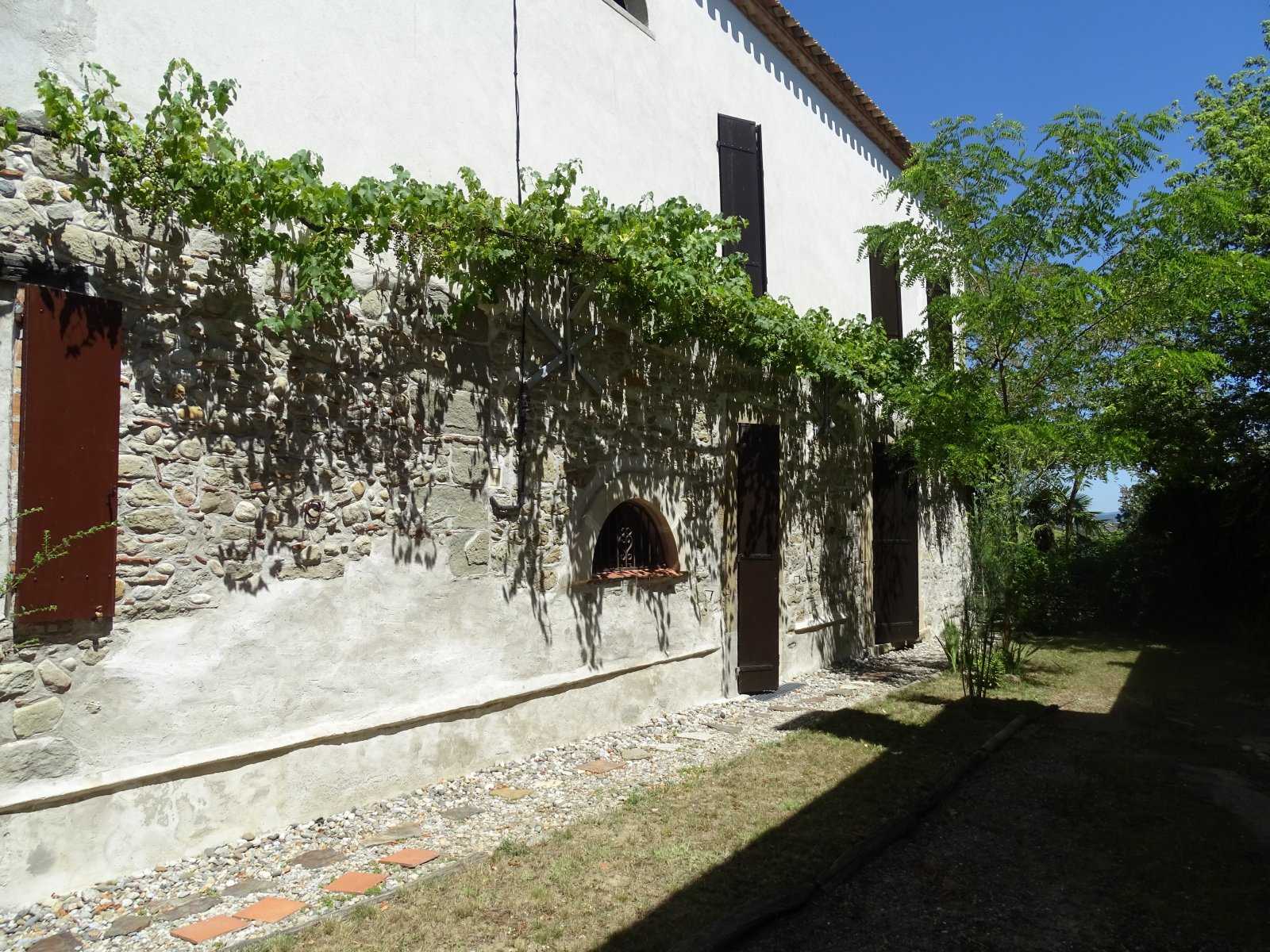 Hus i Belveze-du-Razes, Languedoc-Roussillon 10097327
