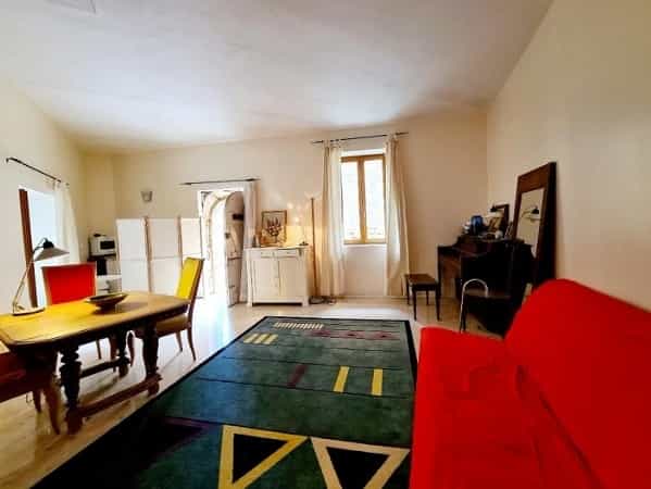 House in Abeilhan, Languedoc-Roussillon 10097367